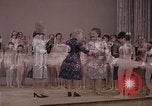 Standbild Pat Nixon Moskau Russland Sowjetunion, 1972, aus Sekunde 46 historischem Filmmaterial Videoclip 65675078187