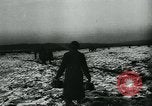Standbild Battle of Bulge europäische Theater, 1945, aus Sekunde 26 historischem Filmmaterial Videoclip 65675078190