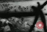 Standbild 503rd Parachute Regiment Philippinen, 1945, aus Sekunde 24 historischem Filmmaterial Videoclip 65675078193