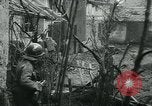 Standbild Die amerikanischen Streitkräfte im Bodenkampf in Deutschland Deutschland, 1945, aus Sekunde 21 historischem Filmmaterial Videoclip 65675078194