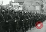 Standbild Die amerikanischen Streitkräfte im Bodenkampf in Deutschland Deutschland, 1945, aus Sekunde 37 historischem Filmmaterial Videoclip 65675078194