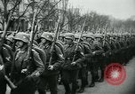 Standbild Die amerikanischen Streitkräfte im Bodenkampf in Deutschland Deutschland, 1945, aus Sekunde 41 historischem Filmmaterial Videoclip 65675078194