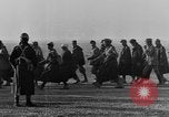 Standbild deutschen Gefangenen Nordafrika, 1943, aus Sekunde 4 historischem Filmmaterial Videoclip 65675078195