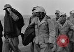Standbild deutschen Gefangenen Nordafrika, 1943, aus Sekunde 35 historischem Filmmaterial Videoclip 65675078195