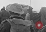 Standbild deutschen Gefangenen Nordafrika, 1943, aus Sekunde 41 historischem Filmmaterial Videoclip 65675078195