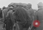 Standbild deutschen Gefangenen Nordafrika, 1943, aus Sekunde 43 historischem Filmmaterial Videoclip 65675078195