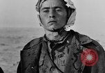 Standbild deutschen Gefangenen Nordafrika, 1943, aus Sekunde 55 historischem Filmmaterial Videoclip 65675078195