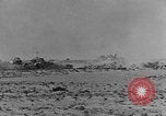Standbild der britischen Armee 8 Nordafrika, 1943, aus Sekunde 50 historischem Filmmaterial Videoclip 65675078197