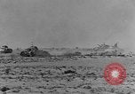 Standbild der britischen Armee 8 Nordafrika, 1943, aus Sekunde 52 historischem Filmmaterial Videoclip 65675078197