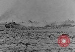 Standbild der britischen Armee 8 Nordafrika, 1943, aus Sekunde 57 historischem Filmmaterial Videoclip 65675078197
