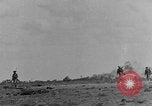 Standbild der britischen Armee 8 Nordafrika, 1943, aus Sekunde 26 historischem Filmmaterial Videoclip 65675078198