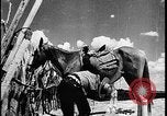 Standbild Native American Indian verlässt Reservierung für Internat United States USA, 1941, aus Sekunde 6 historischem Filmmaterial Videoclip 65675078232