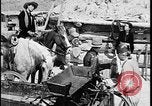 Standbild Native American Indian verlässt Reservierung für Internat United States USA, 1941, aus Sekunde 31 historischem Filmmaterial Videoclip 65675078232