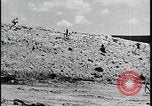 Standbild Native American Indian verlässt Reservierung für Internat United States USA, 1941, aus Sekunde 61 historischem Filmmaterial Videoclip 65675078232