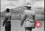 Standbild Native American Indian Jugend Schule körperliche Untersuchung United States USA, 1941, aus Sekunde 17 historischem Filmmaterial Videoclip 65675078233