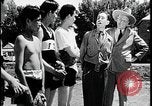 Standbild Native American Indian Jugend Schule körperliche Untersuchung United States USA, 1941, aus Sekunde 29 historischem Filmmaterial Videoclip 65675078233