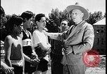 Standbild Native American Indian Jugend Schule körperliche Untersuchung United States USA, 1941, aus Sekunde 46 historischem Filmmaterial Videoclip 65675078233