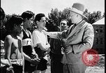 Standbild Native American Indian Jugend Schule körperliche Untersuchung United States USA, 1941, aus Sekunde 47 historischem Filmmaterial Videoclip 65675078233