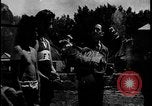 Standbild Native American Indian Jugend Schule körperliche Untersuchung United States USA, 1941, aus Sekunde 51 historischem Filmmaterial Videoclip 65675078233