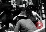 Standbild Indianer dip Schafe in chemischen Bad United States USA, 1941, aus Sekunde 41 historischem Filmmaterial Videoclip 65675078237
