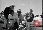 Standbild Indianer dip Schafe in chemischen Bad United States USA, 1941, aus Sekunde 51 historischem Filmmaterial Videoclip 65675078237
