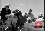 Standbild Indianer dip Schafe in chemischen Bad United States USA, 1941, aus Sekunde 52 historischem Filmmaterial Videoclip 65675078237