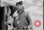 Immagine di Nativi indiani americani controllati per la tubercolosi United States USA, 1941, secondo 35 filmato di repertorio 65675078238