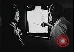 Immagine di Nativi indiani americani controllati per la tubercolosi United States USA, 1941, secondo 62 filmato di repertorio 65675078238
