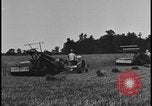Image Champ de labour tracteurs Ford United States USA, 1935, de la seconde 42 séquences d'archives historiques vidéo 65675078251