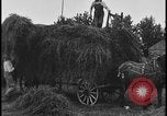 Image Champ de labour tracteurs Ford United States USA, 1935, de la seconde 47 séquences d'archives historiques vidéo 65675078251
