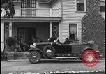 Immagine di Pubblicità per le automobili Ford United States USA, 1928, secondo 32 filmato di repertorio 65675078261