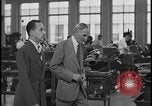 Standbild Henry Ford Edsel Ford und Dearborn Michigan USA, 1932, aus Sekunde 17 historischem Filmmaterial Videoclip 65675078266