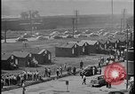 Standbild UAW-Mitglieder stimmen auf den ersten Vertrag mit der Ford Motor Company Dearborn Michigan USA, 1941, aus Sekunde 11 historischem Filmmaterial Videoclip 65675078267