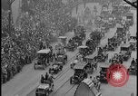 Standbild Detroit Auto Industrie Goldenes Jubiläum Detroit Michgan USA, 1940, aus Sekunde 13 historischem Filmmaterial Videoclip 65675078268