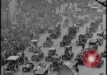 Standbild Detroit Auto Industrie Goldenes Jubiläum Detroit Michgan USA, 1940, aus Sekunde 22 historischem Filmmaterial Videoclip 65675078268