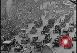 Standbild Detroit Auto Industrie Goldenes Jubiläum Detroit Michgan USA, 1940, aus Sekunde 23 historischem Filmmaterial Videoclip 65675078268