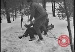 Image La direction de Ford et les amis de Harry Bennett s'ébattre dans la neige Tawas Michigan USA, 1934, de la seconde 19 séquences d'archives historiques vidéo 65675078270