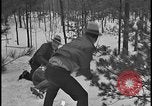 Image La direction de Ford et les amis de Harry Bennett s'ébattre dans la neige Tawas Michigan USA, 1934, de la seconde 33 séquences d'archives historiques vidéo 65675078270