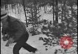 Image La direction de Ford et les amis de Harry Bennett s'ébattre dans la neige Tawas Michigan USA, 1934, de la seconde 37 séquences d'archives historiques vidéo 65675078270