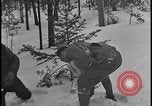 Image La direction de Ford et les amis de Harry Bennett s'ébattre dans la neige Tawas Michigan USA, 1934, de la seconde 42 séquences d'archives historiques vidéo 65675078270