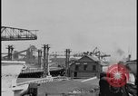 Immagine di Viste della Ford Rouge piante da all'interno di un bus turistico Dearborn Michigan USA, 1928, secondo 53 filmato di repertorio 65675078276