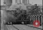 Image Production de coke et de l'engrais à l'usine Ford de Rouge Dearborn Michigan USA, 1928, de la seconde 15 séquences d'archives historiques vidéo 65675078278