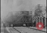 Image Production de coke et de l'engrais à l'usine Ford de Rouge Dearborn Michigan USA, 1928, de la seconde 20 séquences d'archives historiques vidéo 65675078278