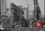 Image Ford Motor Company mine de minerai de fer dans la neige de l'hiver Dearborn Michigan USA, 1928, de la seconde 41 séquences d'archives historiques vidéo 65675078280