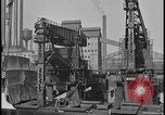 Image Ford Motor Company mine de minerai de fer dans la neige de l'hiver Dearborn Michigan USA, 1928, de la seconde 42 séquences d'archives historiques vidéo 65675078280