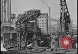 Image Ford Motor Company mine de minerai de fer dans la neige de l'hiver Dearborn Michigan USA, 1928, de la seconde 48 séquences d'archives historiques vidéo 65675078280