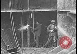 Standbild Ford Recycling von Stahl und Eisen Schiffe Dearborn Michigan USA, 1928, aus Sekunde 14 historischem Filmmaterial Videoclip 65675078284