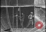 Standbild Ford Recycling von Stahl und Eisen Schiffe Dearborn Michigan USA, 1928, aus Sekunde 16 historischem Filmmaterial Videoclip 65675078284