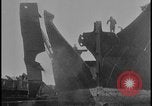 Standbild Ford Recycling von Stahl und Eisen Schiffe Dearborn Michigan USA, 1928, aus Sekunde 22 historischem Filmmaterial Videoclip 65675078284