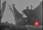 Standbild Ford Recycling von Stahl und Eisen Schiffe Dearborn Michigan USA, 1928, aus Sekunde 23 historischem Filmmaterial Videoclip 65675078284